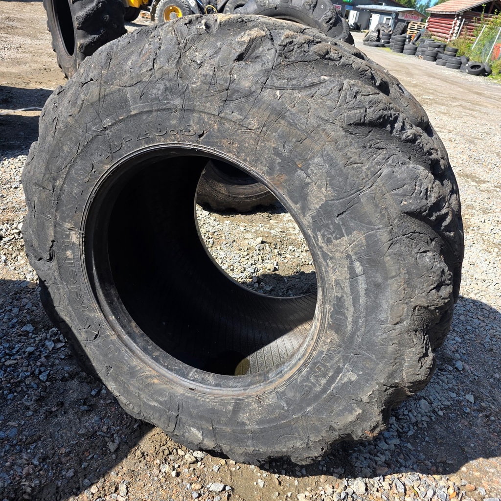 710/45-26.5 20pr NOKIAN FOREST KING F2 Käytetty Metsäkonerengas DOT-14 15mm  (nr.11)