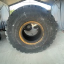 26.5R25 BRIDGESTONE RIGDON Käytetty pinnoitettu työkoneen rengas 1660mm/20mm