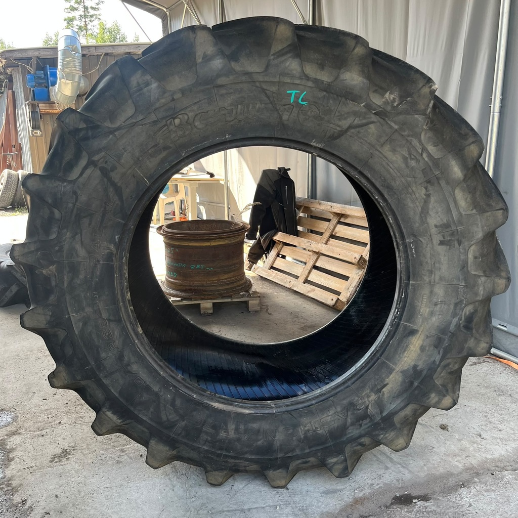 580/70R38 155A8 Barum Traction AR70 Käytetty rengas 31mm DOT-05