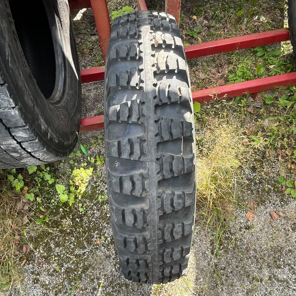 7.00-16 6pr Vredestein Käytetty KA-rengas veto 10mm (Vanha)