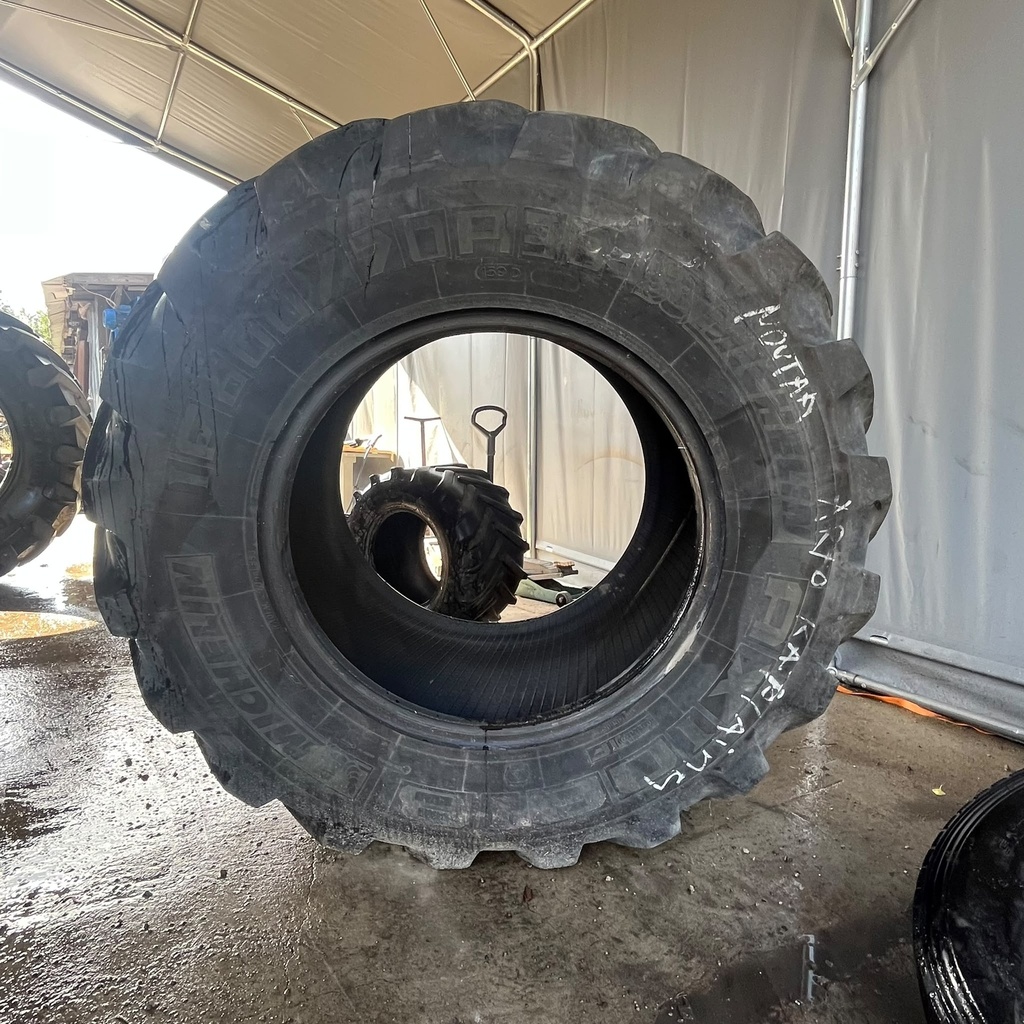 600/70R30 159D Michelin AXIOBIB Käytetty rengas 31mm DOT-17 Tubeless