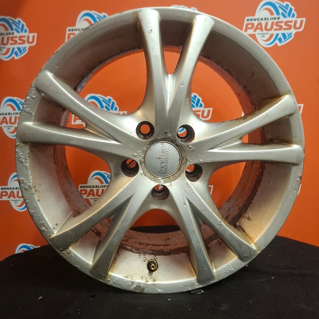 Käytetty DEVINO vannesarja 5x108 ET 40 KR 74,1 7x16"