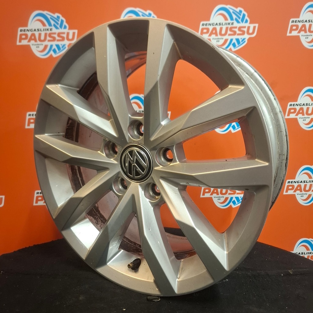 Käytetty VW vannesarja 5x112 ET 41 KR 57,1 6.5x16"