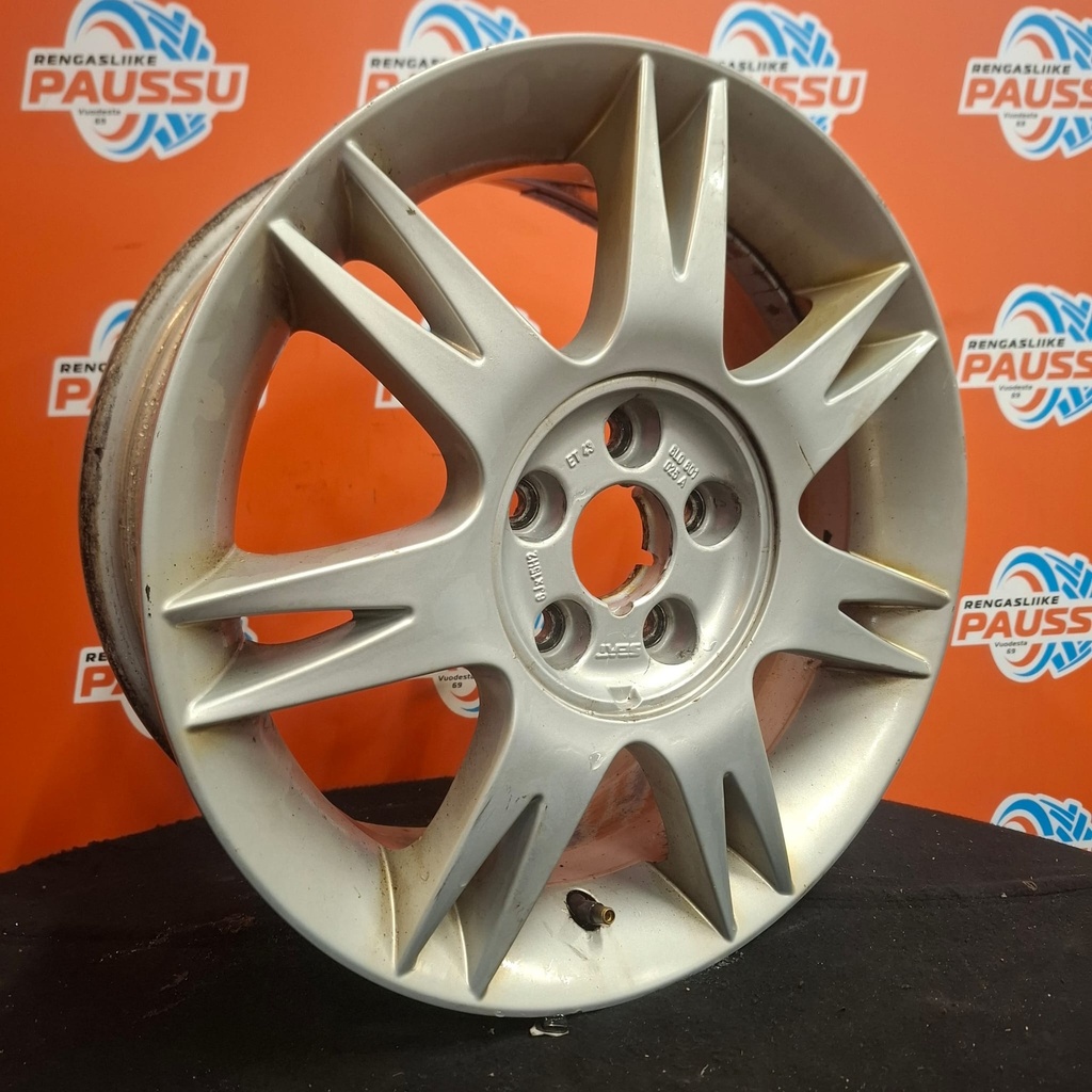 Käytetty SEAT vannesarja 5x100 ET 43 KR 57,1 6x15"