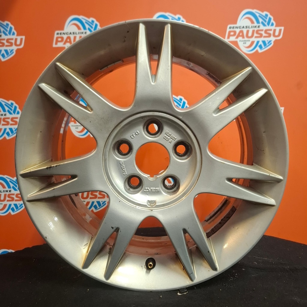 Käytetty SEAT vannesarja 5x100 ET 43 KR 57,1 6x15"