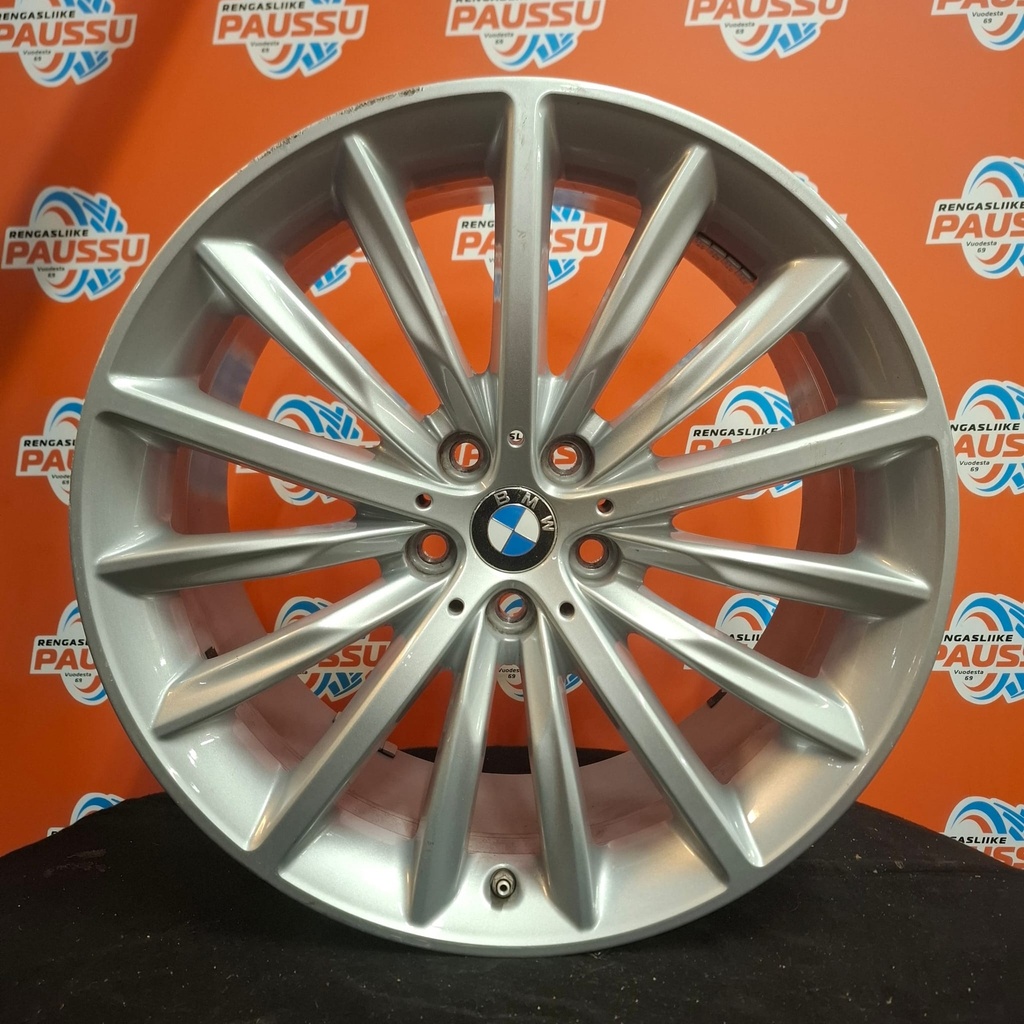 Käytetty BMW Style 633 vannesarja 5x112 ET30 KR66,6 8x19"