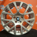 Käytetty BMW Style 238 vannesarja 5x120 ET30 KR72,6 8x18"