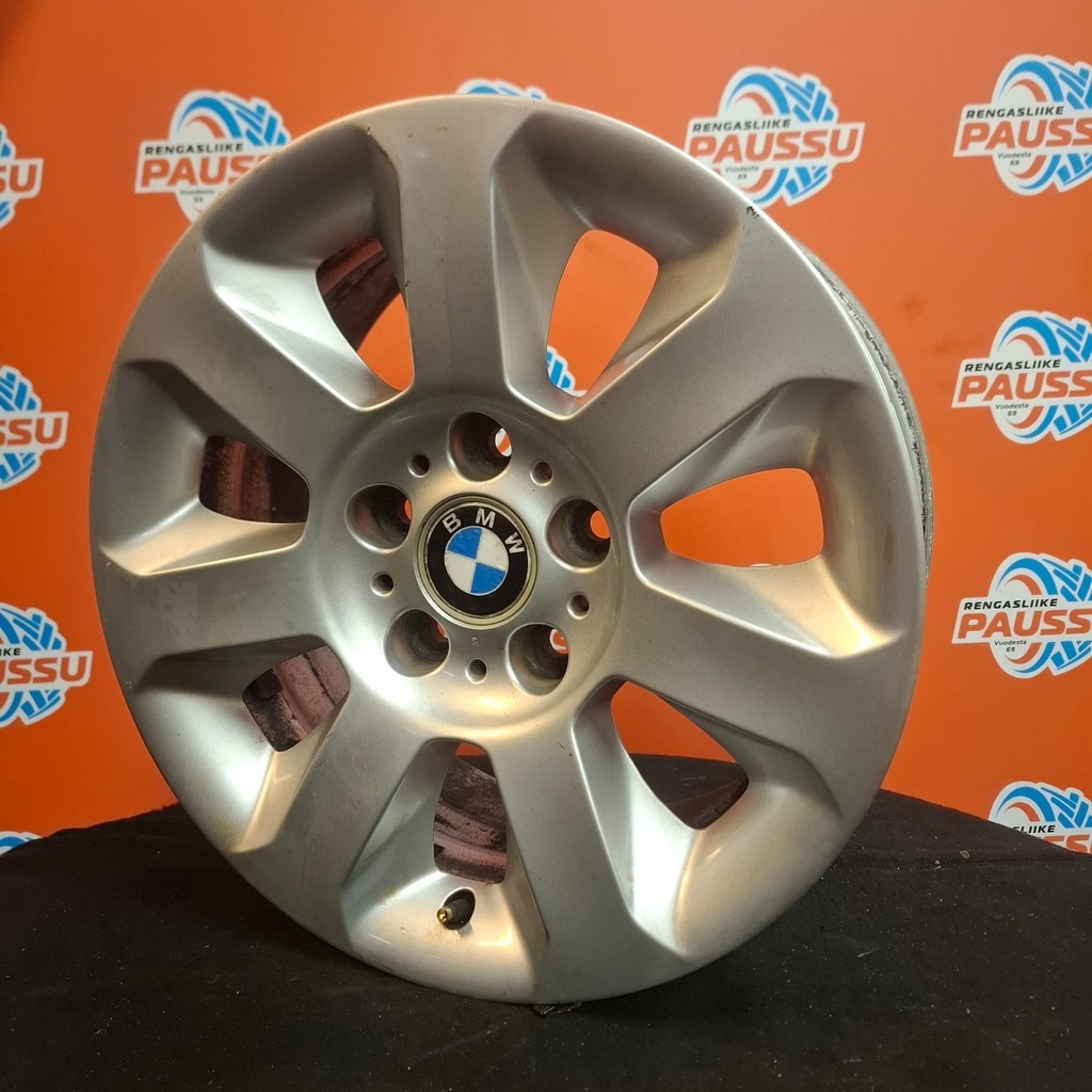 Käytetty BMW Style 115 vannesarja 5x120 ET20 KR72,6 7x16"
