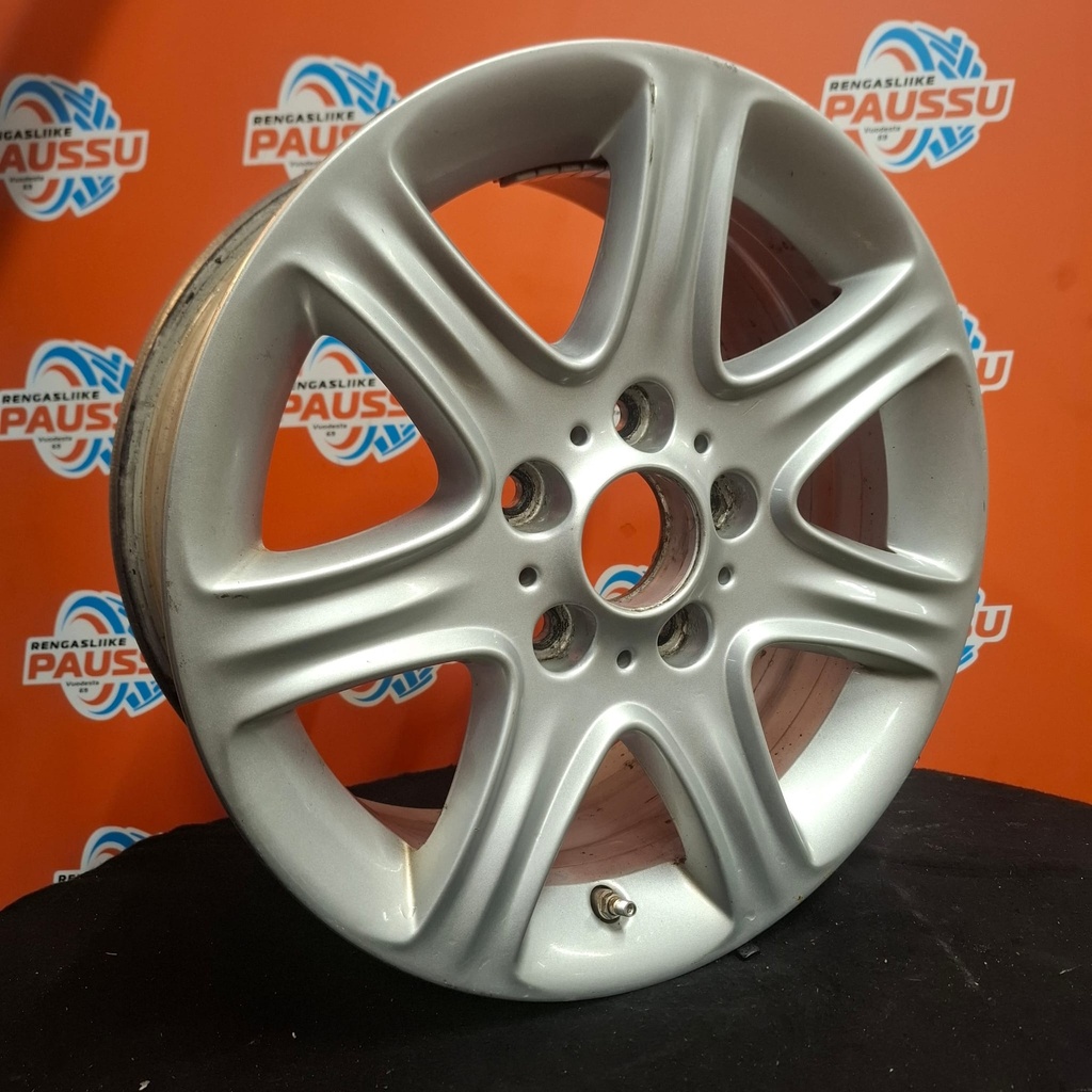 Käytetty BMW vannesarja 5x120 ET40 KR72,6 7x16"