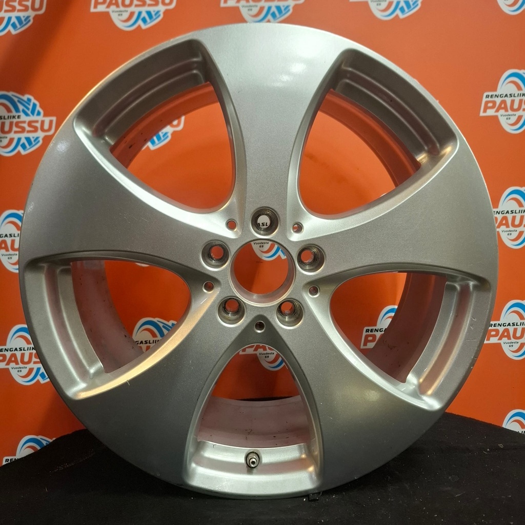 Käytetty MB GLE/ML vannesarja 5x112 ET62 KR66,6 8,5x19"