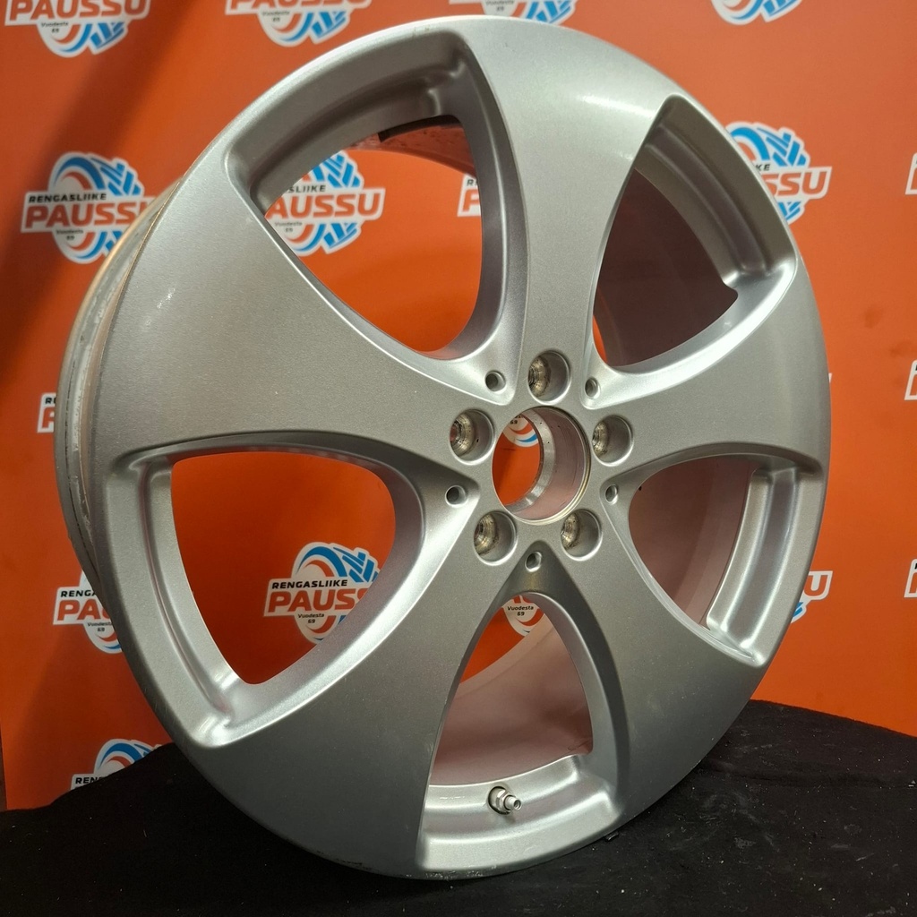 Käytetty MB GLE/ML vannesarja 5x112 ET62 KR66,6 8,5x19"