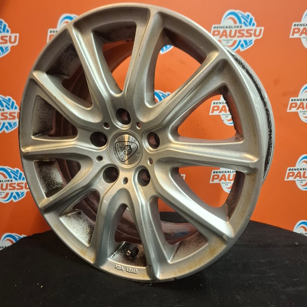 Käytetty Aluett Silver vannesarja 5x120 ET30 KR72,6 8x17"