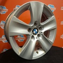 Käytetty BMW Style 327 vannesarja 5x120 ET30 KR72,6 8x17"