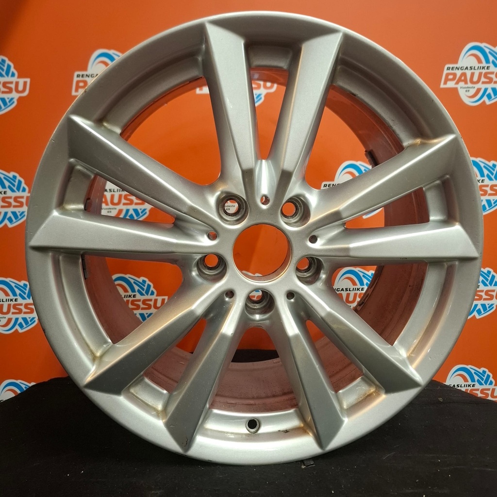 Käytetty BMW Double Spoke 446 vannesarja 5x120 ET46 KR74,1 8,5x18"