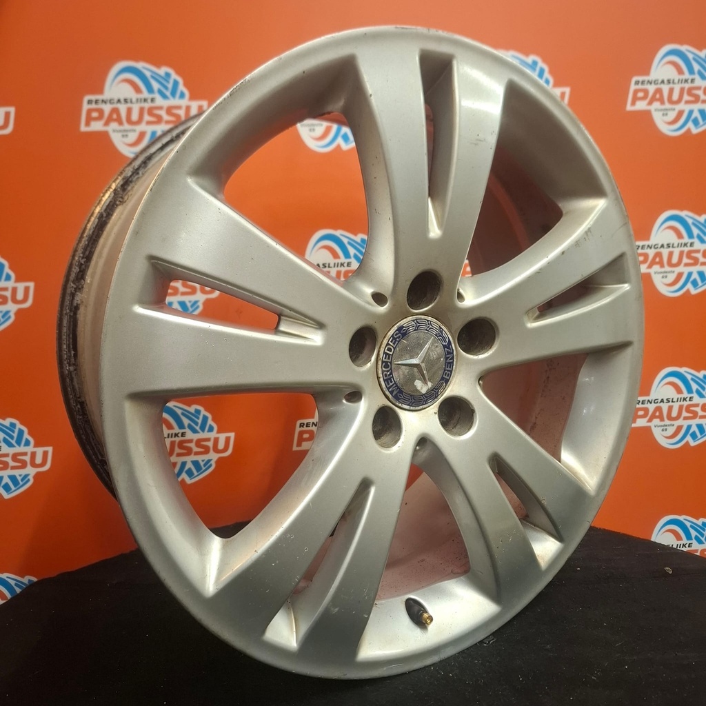 Käytetty MB vannesarja 5x112 ET47 KR66,6 7,5x17"