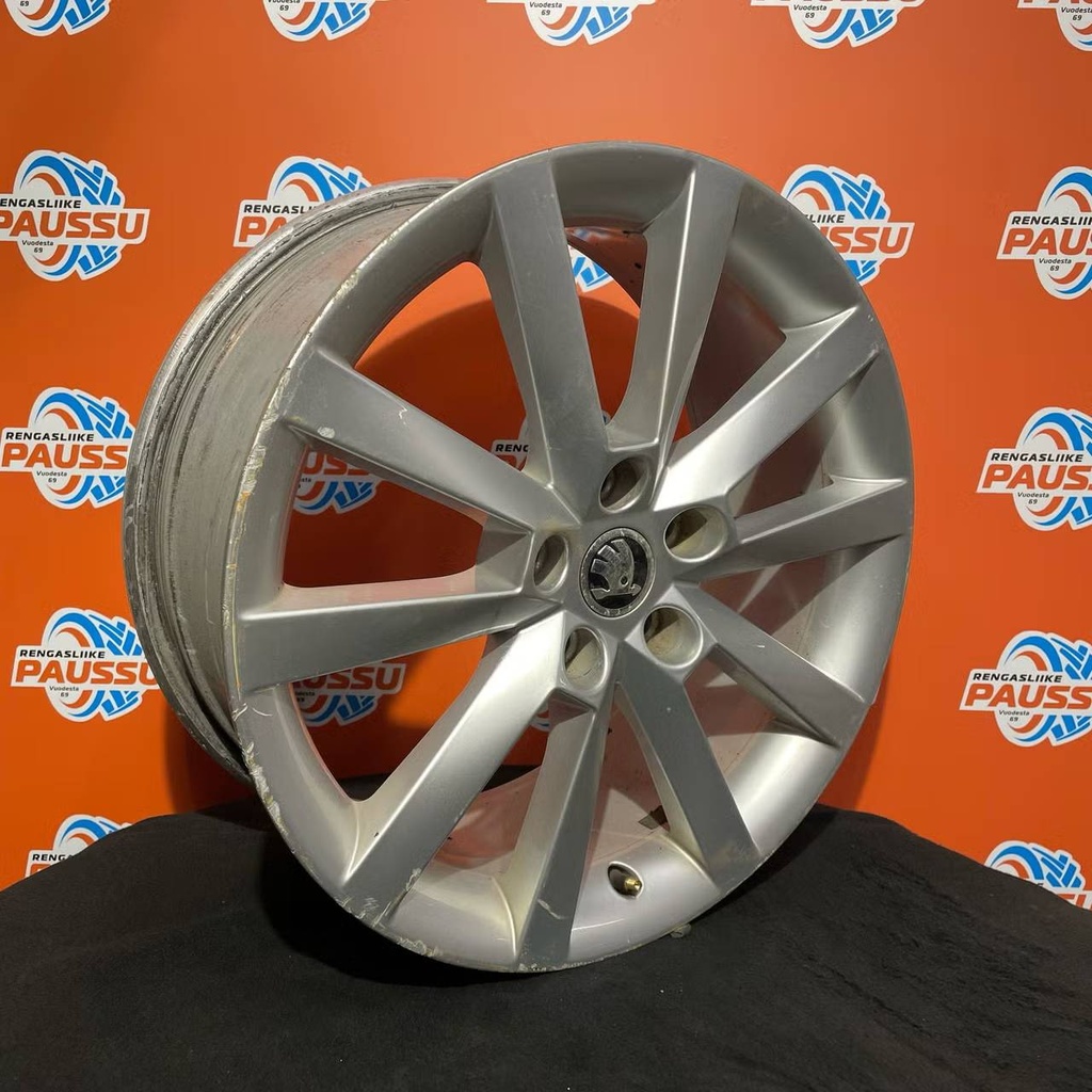 Käytetty BORBET vannesarja 5x112 ET 51 KR 57,1  7,5x18"