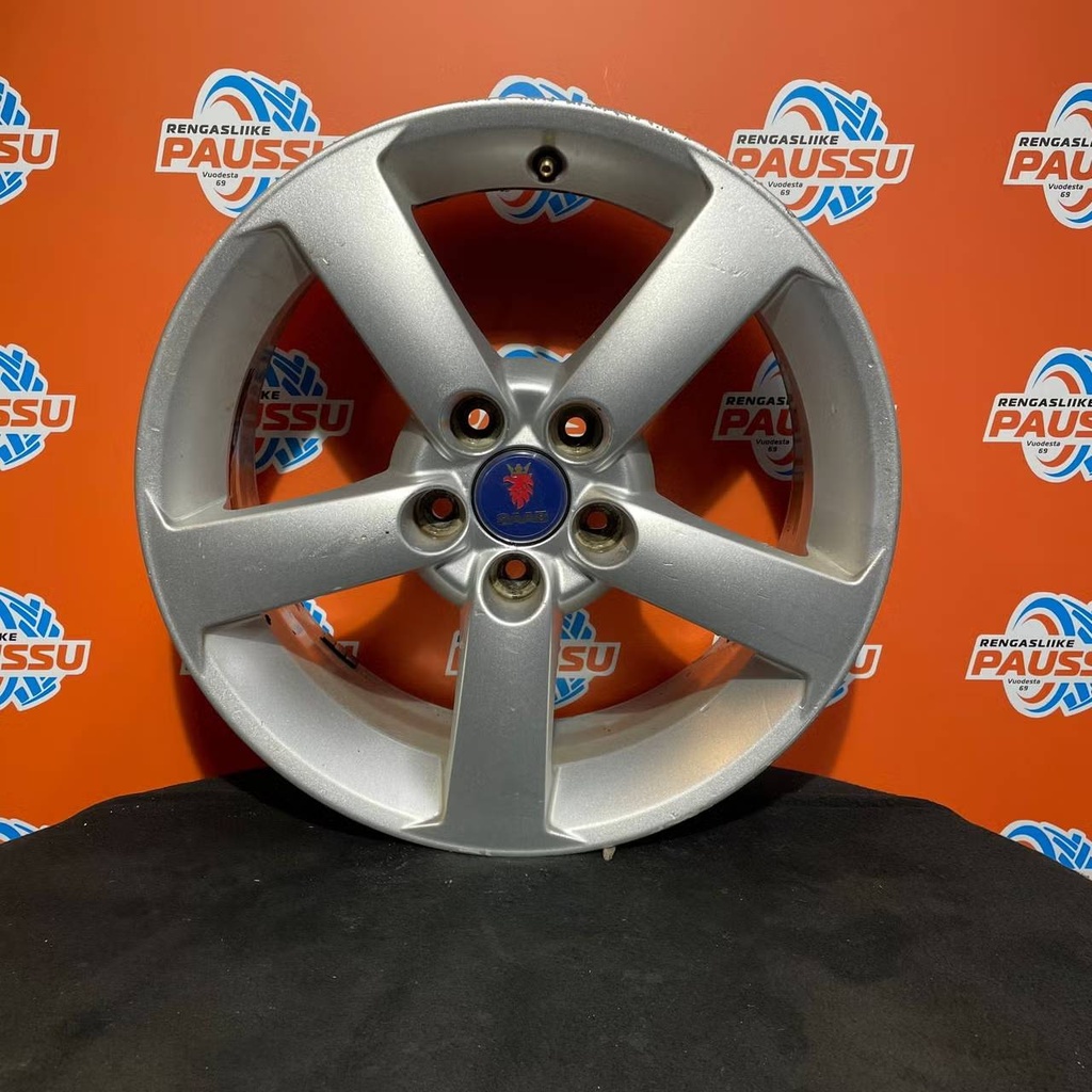 Käytetty SAAB vannesarja 5x110 ET 41 KR 67,1 7x17"