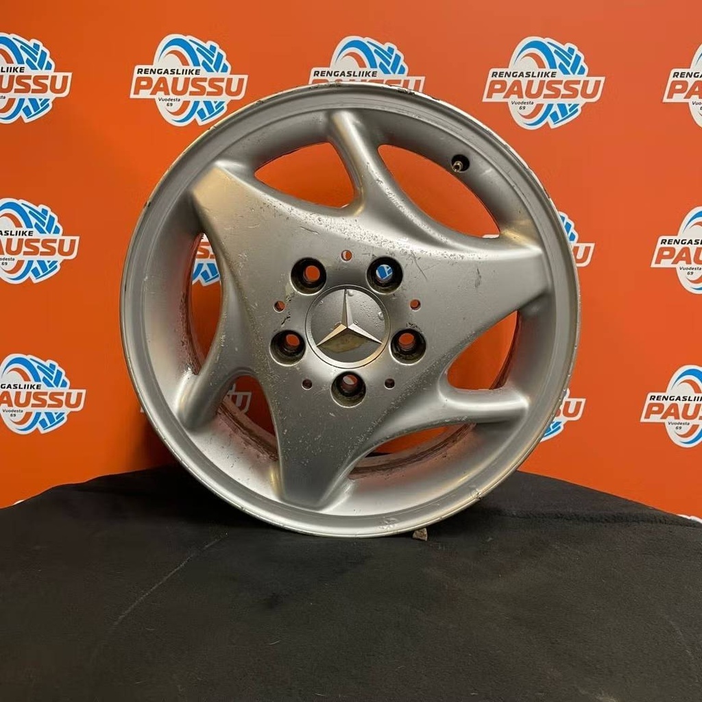 Käytetty vannesarja 15"