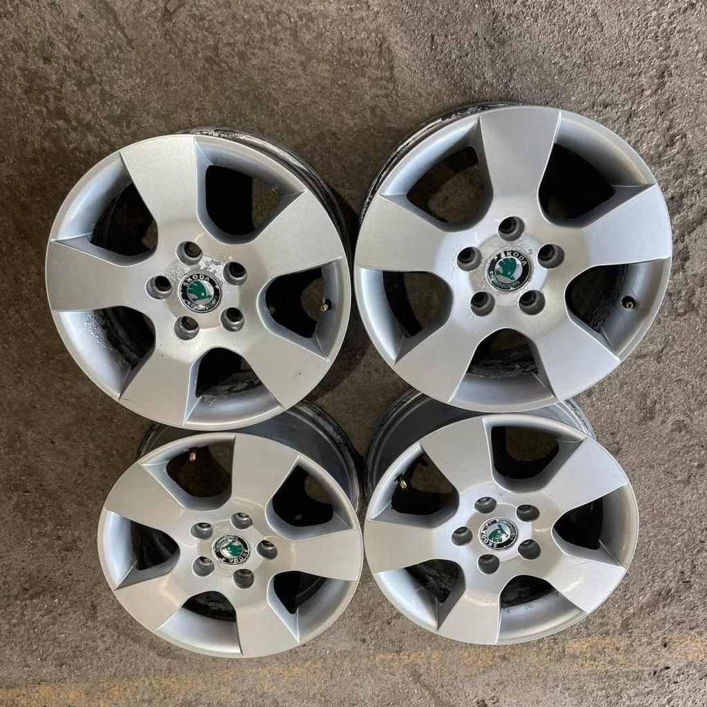 Käytetty SKODA vannesarja 5x112 ET 50 KR 57,1 6,5x15"