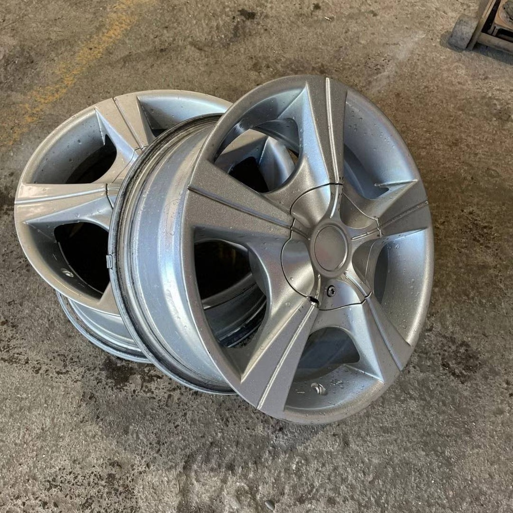 Käytetty vannesarja 5x120 ET 40 KR 74,1 6,5x15"