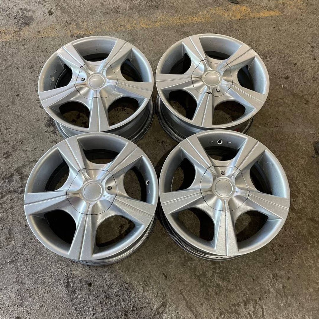 Käytetty vannesarja 5x120 ET 40 KR 74,1 6,5x15"