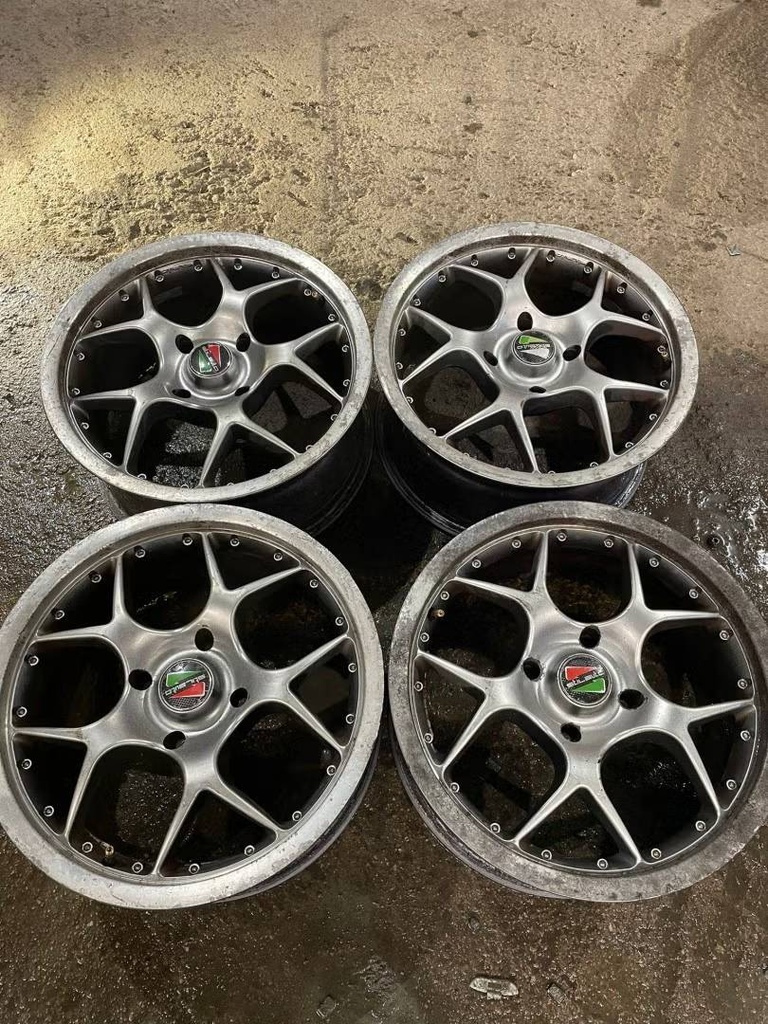 Käytetty vannesarja 4x114,3 ET 35 KR 66,6 7,5x16"