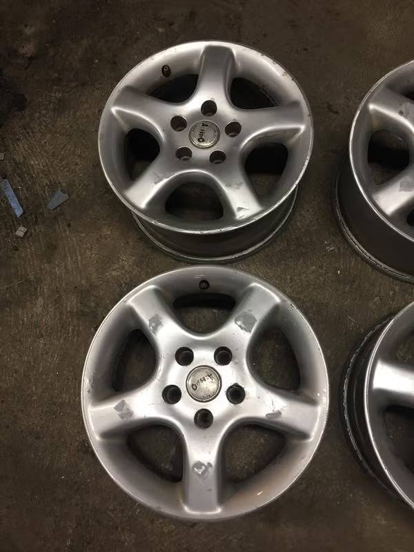 Käytetty ALESSIO vannesarja 5x110 ET 35 KR 70,1 7x15"