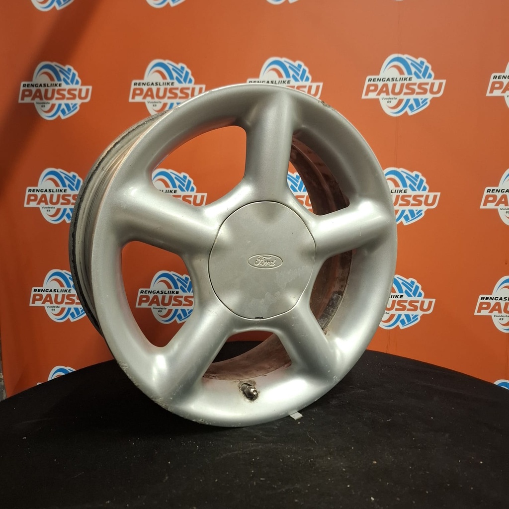 Käytetty FORD vannesarja 4x108 ET 40 KR 63,4 6x15"