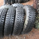 10.00-20 14pr Pneumant L28 Käytetty KA-rengas trailer  Pintaa: 15mm (vanha pientä kuivumaa))