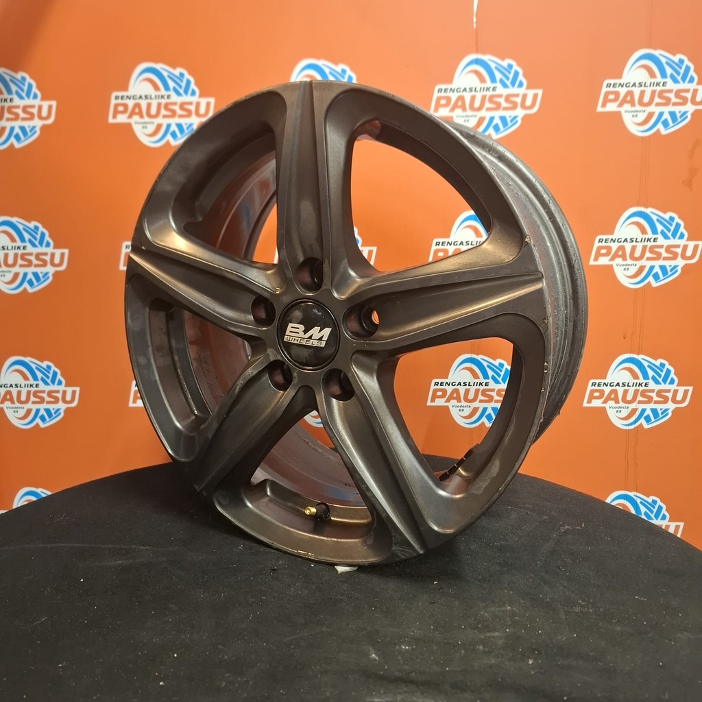 Käytetty BM Wheels vannesarja 5x112 ET 45 KR 57,1 7x16"