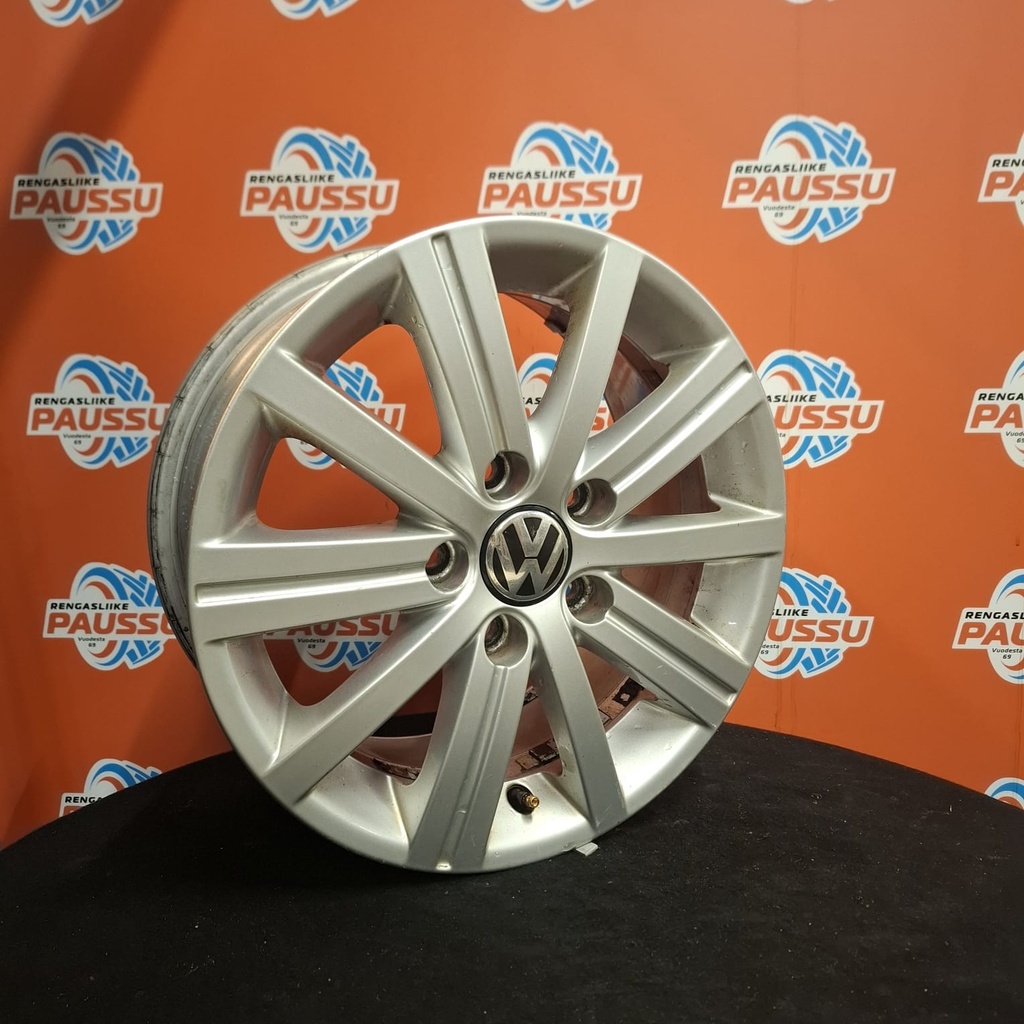 Käytetty VOLKSWAGEN vannesarja 5x112 ET 50 KR 57,1 6,5x15"