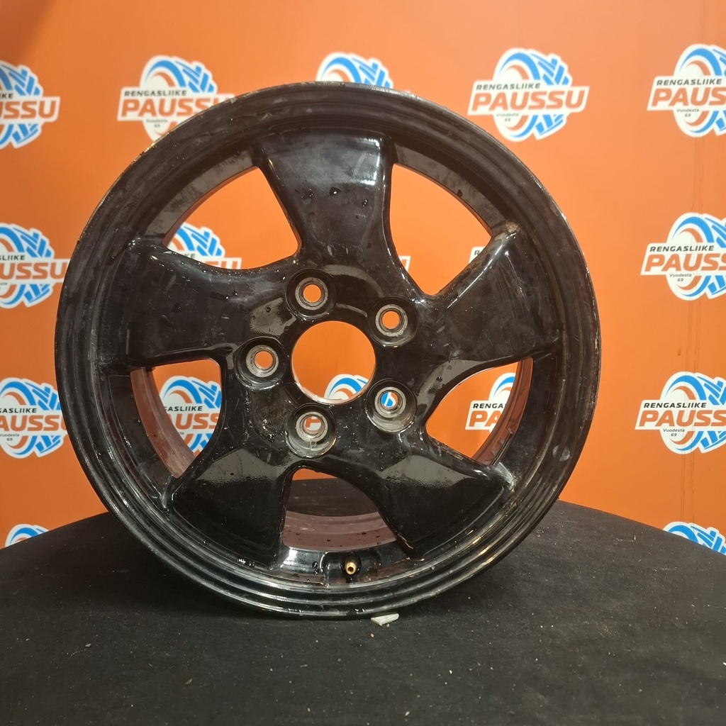 Käytetty vannesarja 5x114,3 ET 46 KR 66,6 6x15"