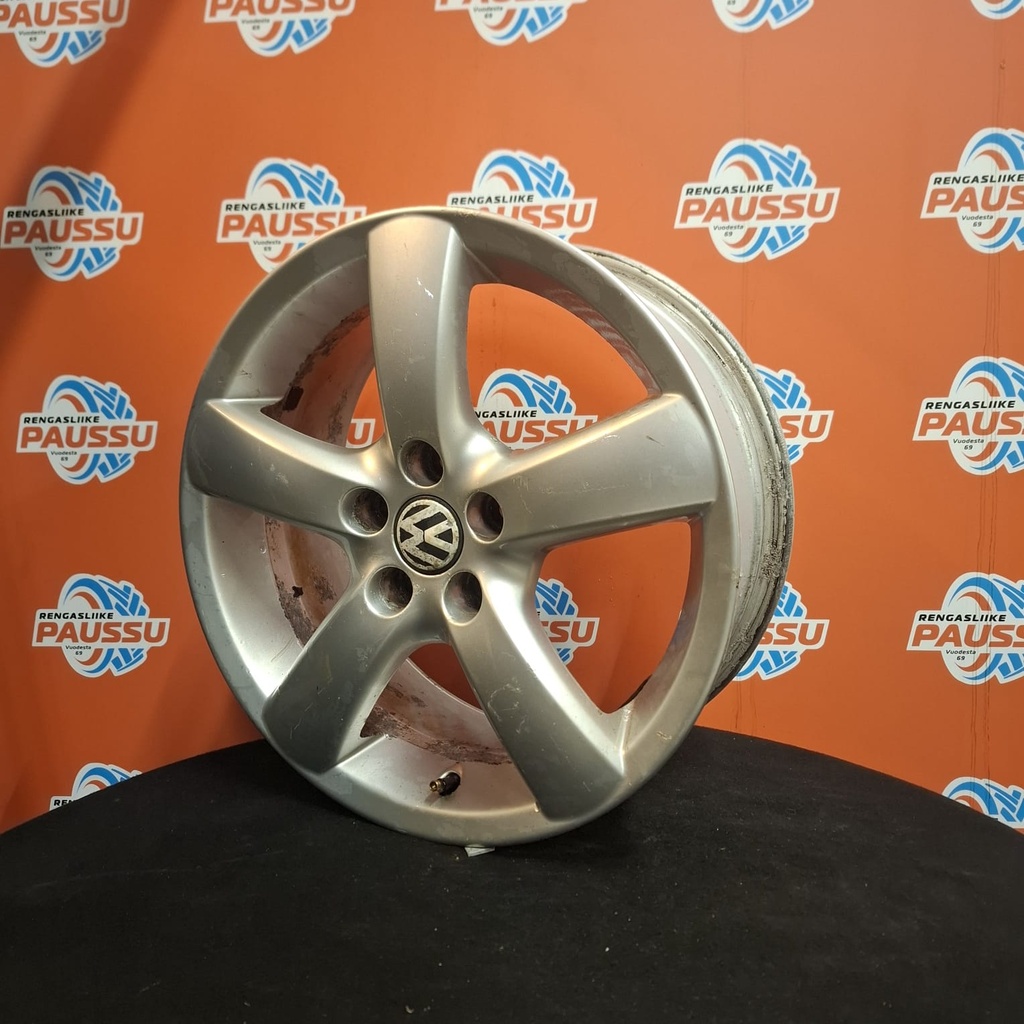 Käytetty VOLKSWAGEN vannesarja 5x100 ET 42 KR 57,1 6,5x16"