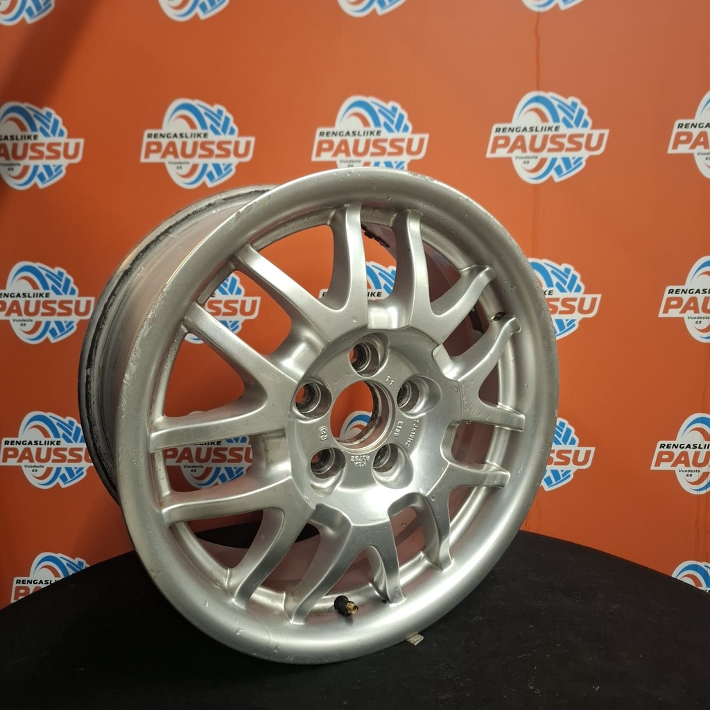 Käytetty vannesarja 5x100 ET 34 KR 60,1 7x15"