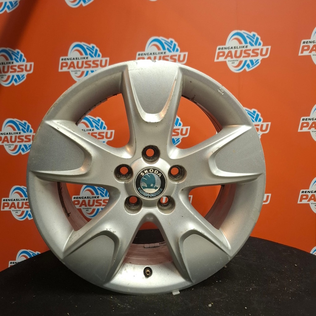Käytetty SKODA vannesarja 5x100 ET 45 KR 57,1 6x15"