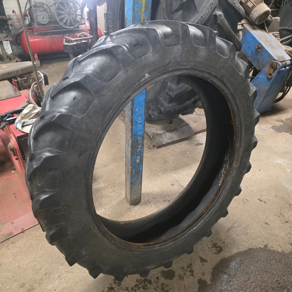 270/95R36 (11.2R36) 136D Alliance Row Crop Radial Käytetty rengas 10mm DOT-09 (Asennus sisärenkaalla)