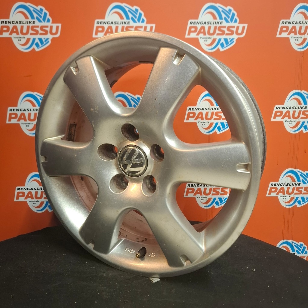 Käytetty Volkswagen vannesarja 5x100 ET 43 KR 57,1 6x15"