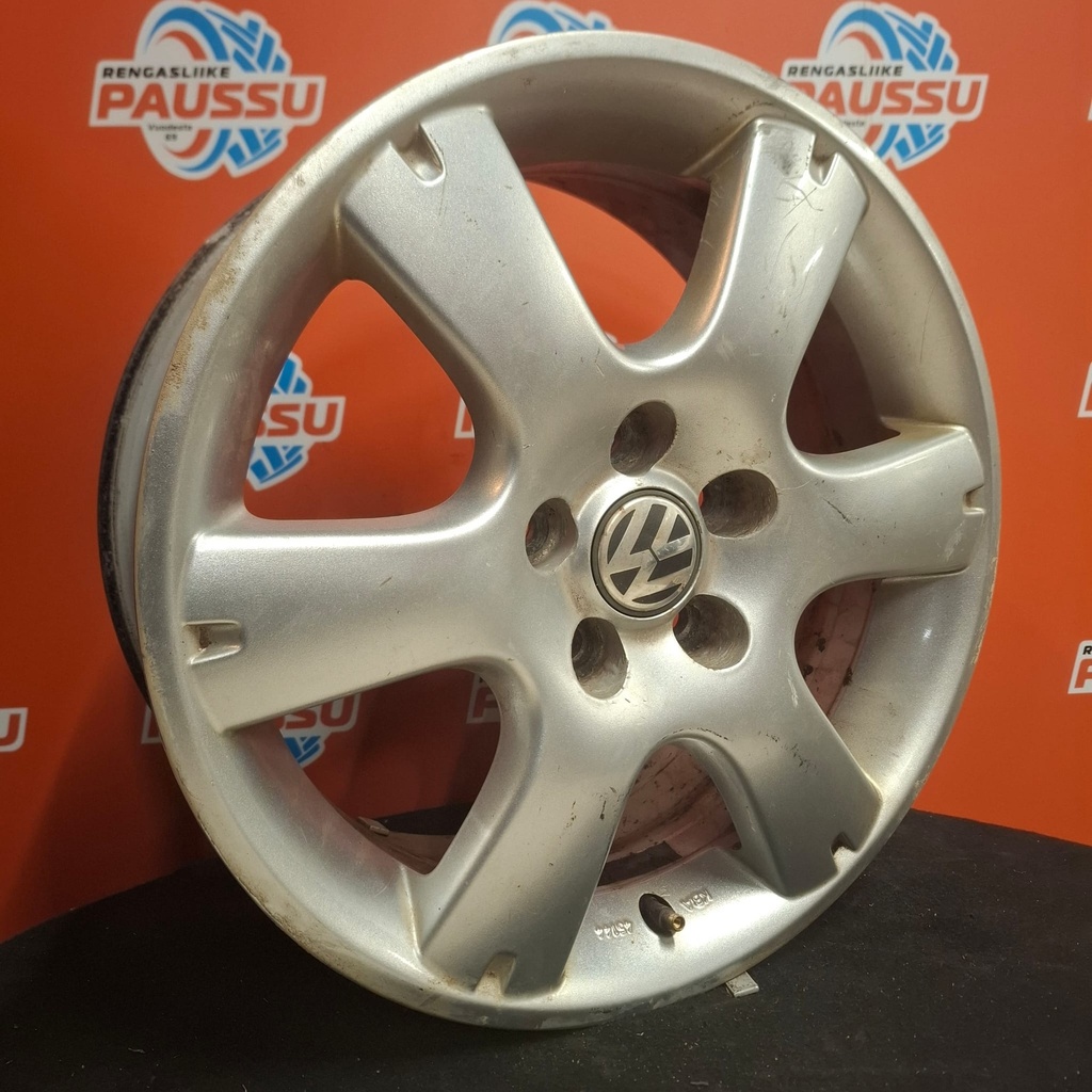 Käytetty Volkswagen vannesarja 5x100 ET 43 KR 57,1 6x15"