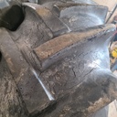 16.9-34 8pr Barum Käytetty rengas 2cm toinen kuluneempi ~1cm (Pykimää, Asennus sisärenkaalla, Vanhat))