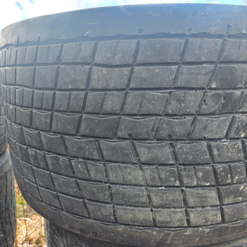 495/45R22.5 169K MICHELIN XONE MULTI Käytetty KA-rengas DOT-19 4-5mm ...