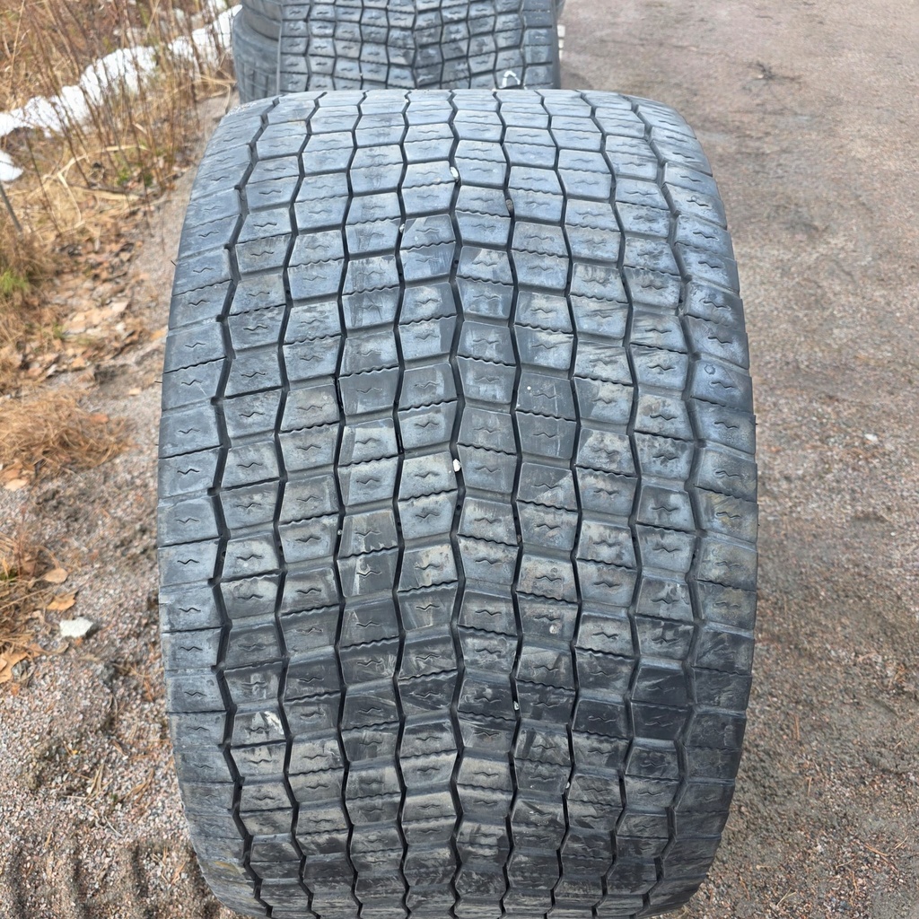 495/45R22.5 169K MICHELIN XONE MULTI  Käytetty KA-rengas DOT-19 (MAATALOUS KÄYTTÖÖN)