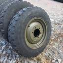 275/80R20 128K 8PR (10.5R20) MICHELIN XZL käytetty rengas 13-16mm Vanne jako: 6x205 Kr: 161 Takamitta: 220m
