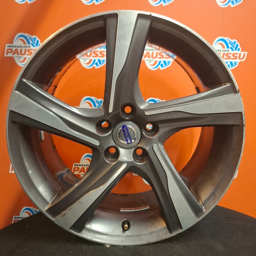 Käytetty VOLVO R-DESING vannesarja 5x108 ET55 KR63,4 8x18"