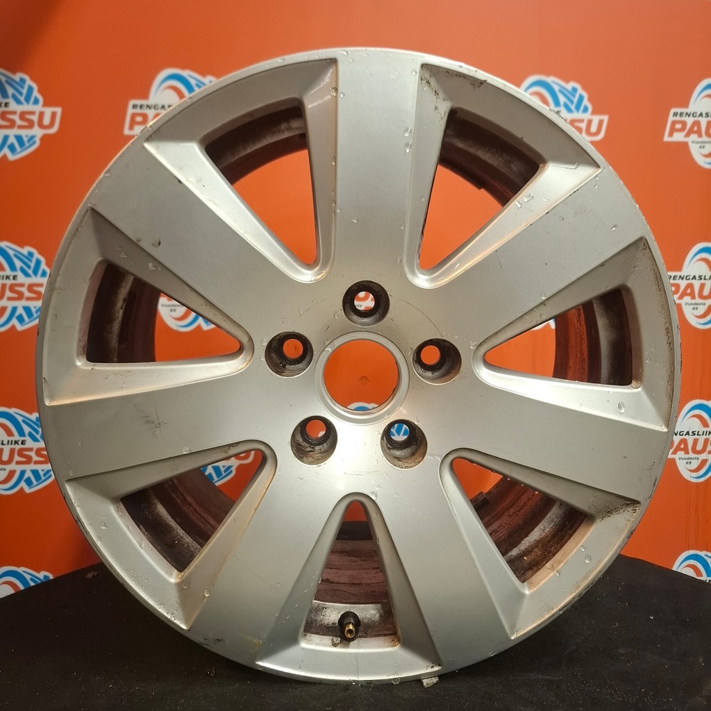 Käytetty AUDI vannesarja 5x112 ET45 KR57,1 7,5x16"