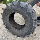 600/70R30 152A8/152B BKT AGRIMAX Käytetty rengas DOT-12  23mm