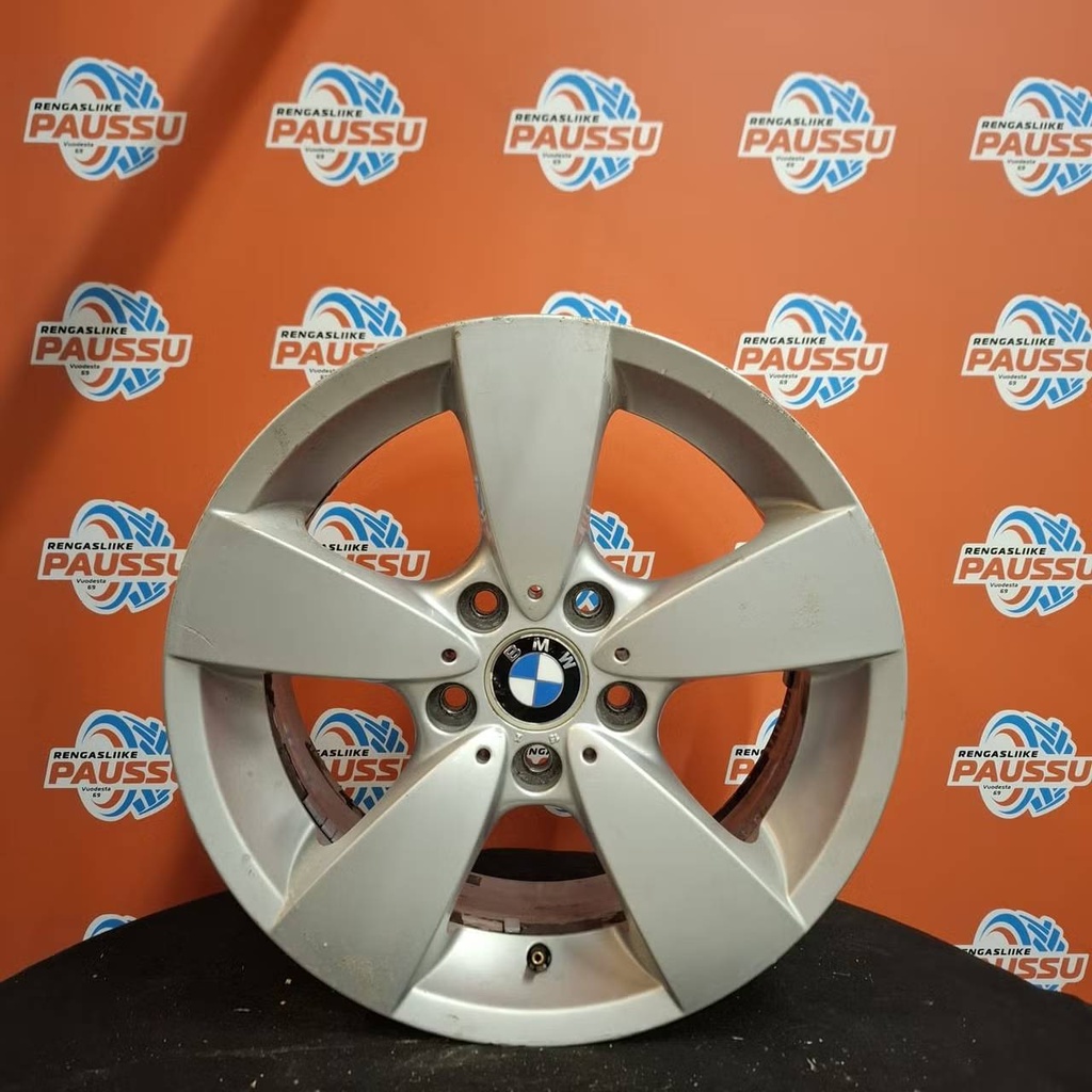 Käytetty vannesarja 17" (kopio)