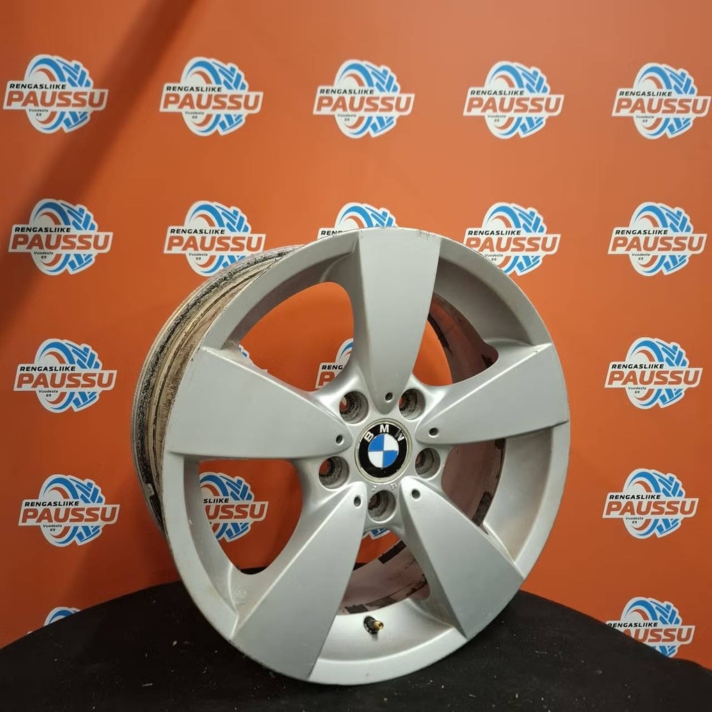 Käytetty vannesarja 17" (kopio)