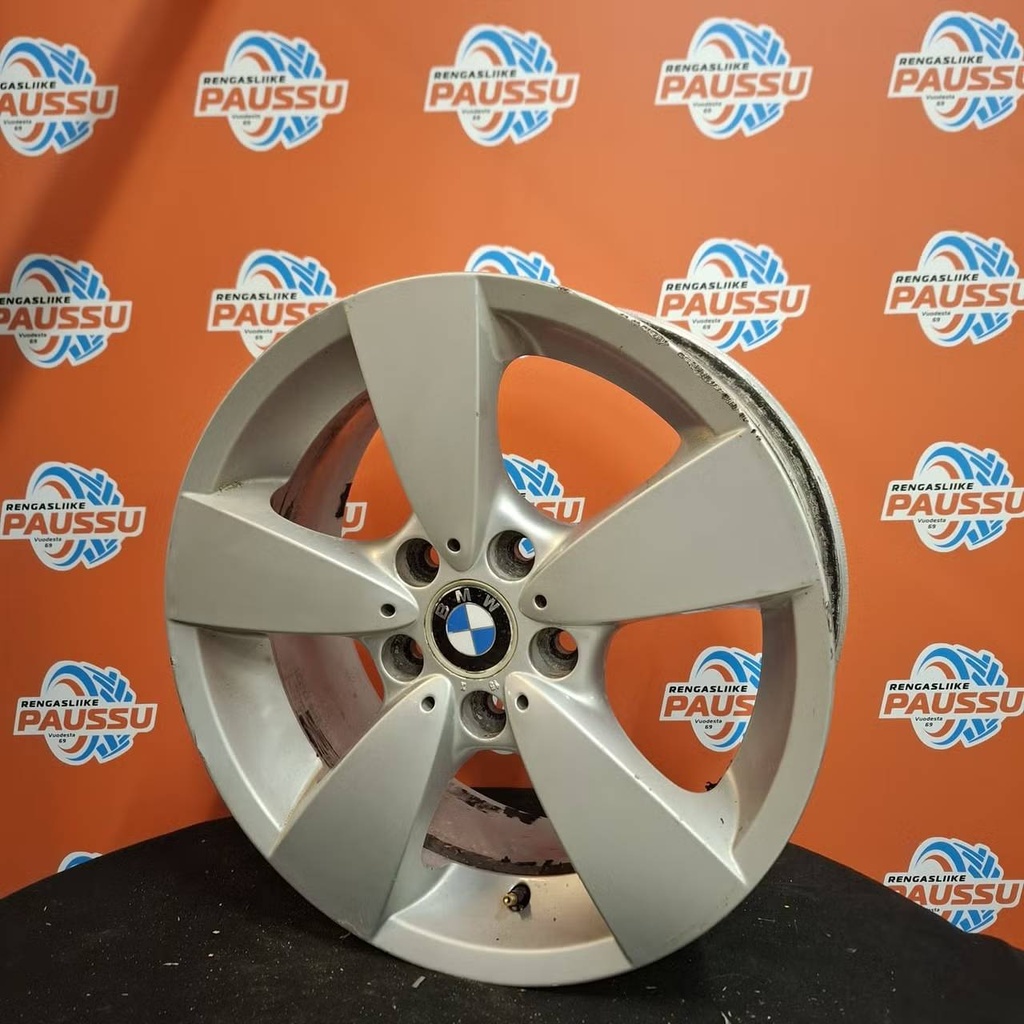 Käytetty vannesarja 17" (kopio)