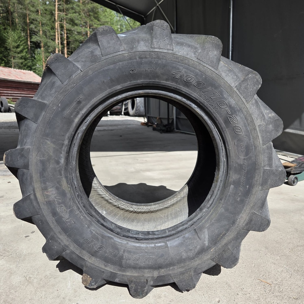400/70-20 (16.0/70-20) 140B Dunlop T37 Käytetty työkoneen rengas DOT-01  7mm