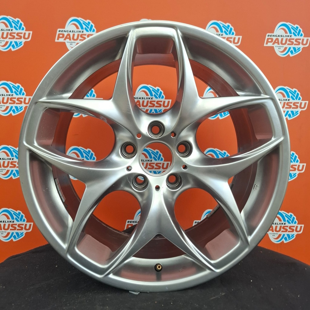 Käytetty BMW Style 215 Replicat vannesarja 5x120 ET48 KR74,1 9x19"